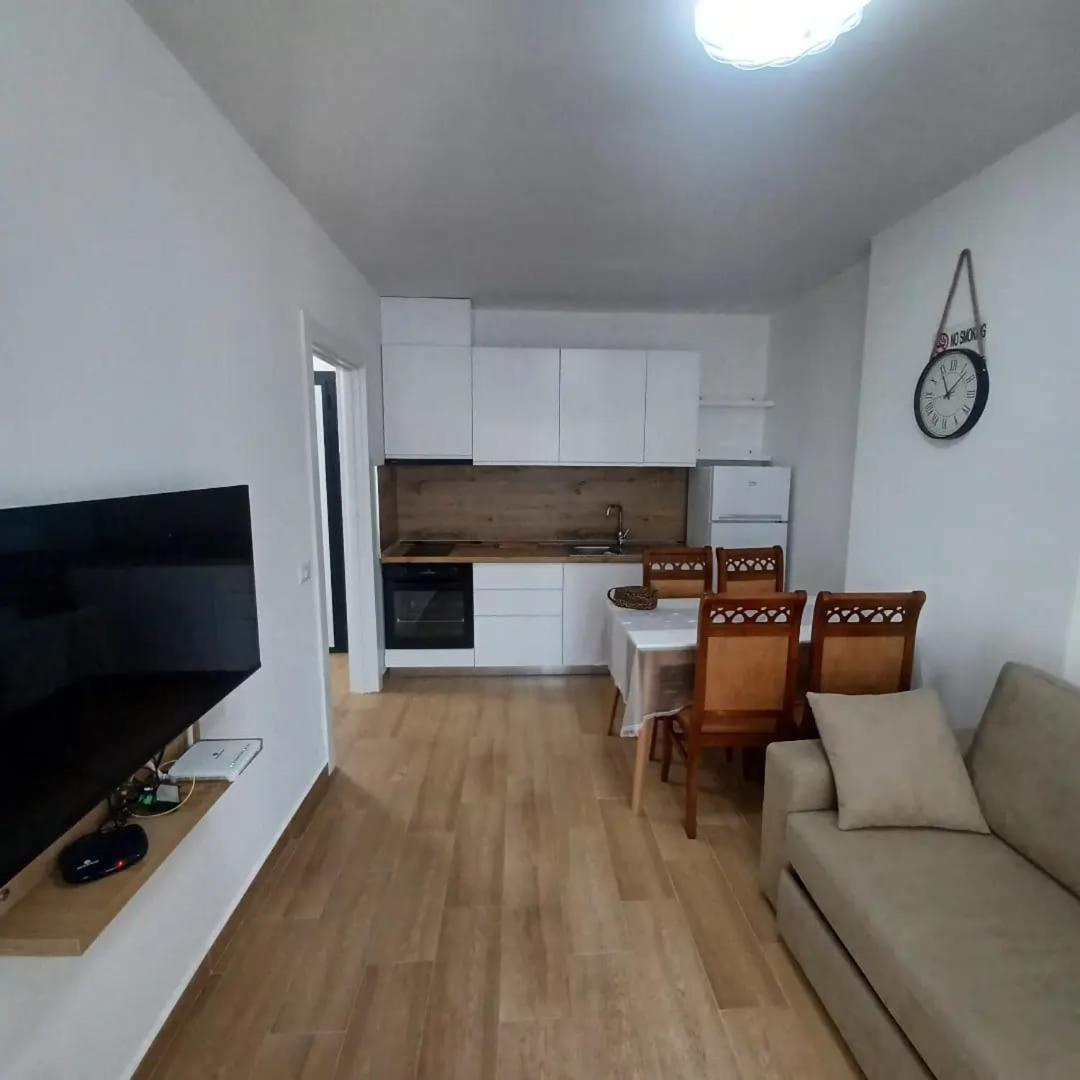 Appartement M5 Noli Kune Shengjin *